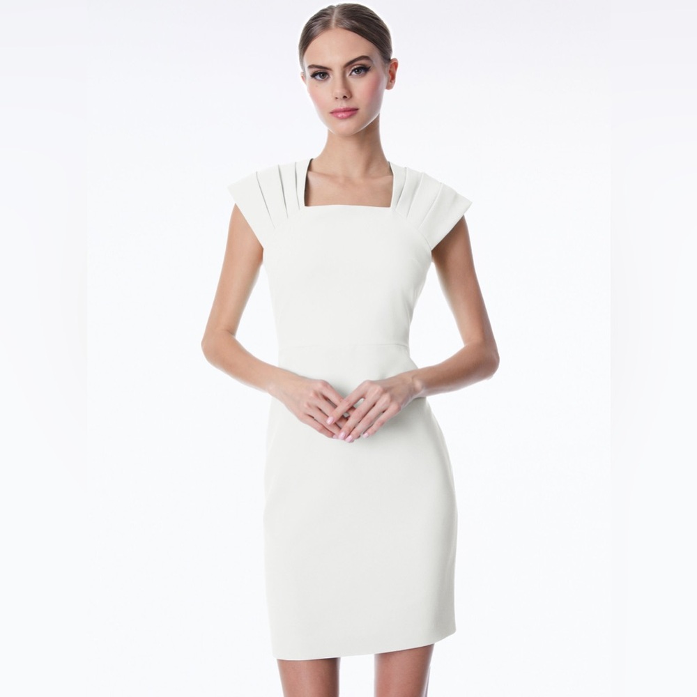 Alice + Olivia Kiro Pleated Shoulder Dress Size 0 Ecru NWOT Ivory